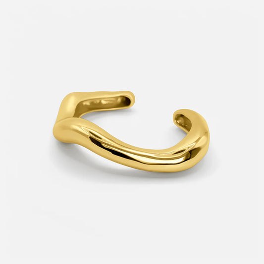 RiaLou™: SCULPTURAL OPEN BRACELET - GOLD